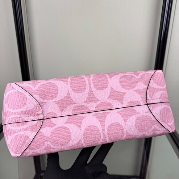 Coach Classic Reversible Tote - Picture 5 of 8